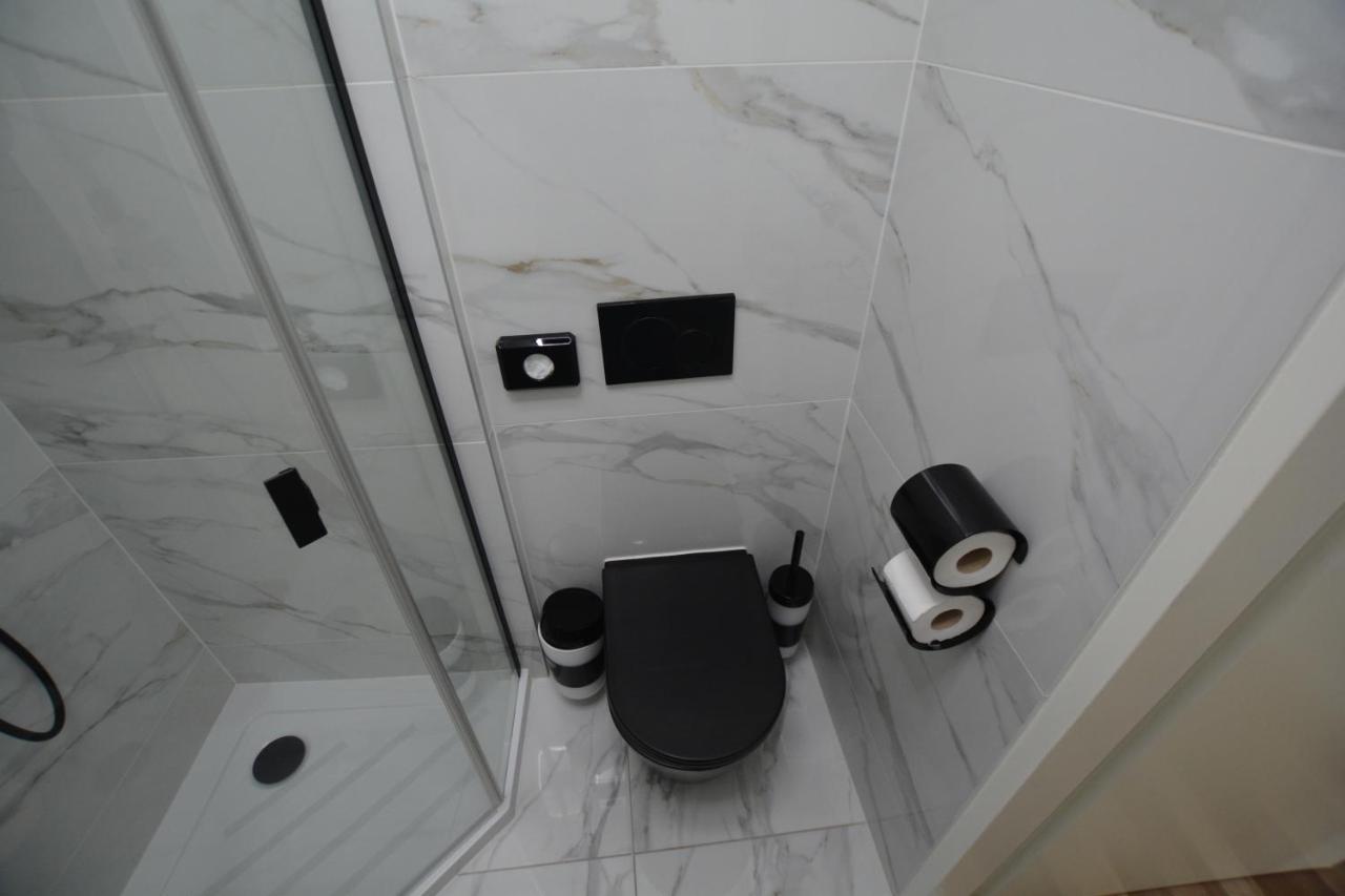 Stadthotel Das Villach Buitenkant foto